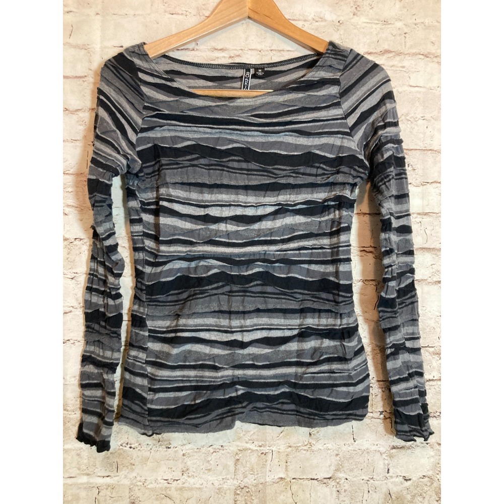 Snoskins Top Womens Medium Black & Grey Textured‎ Swirl Printed Artsy Stretch
